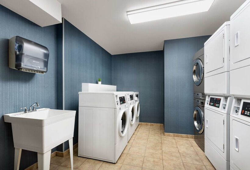 فندق Homewood Suites By Hilton Manchester/airport