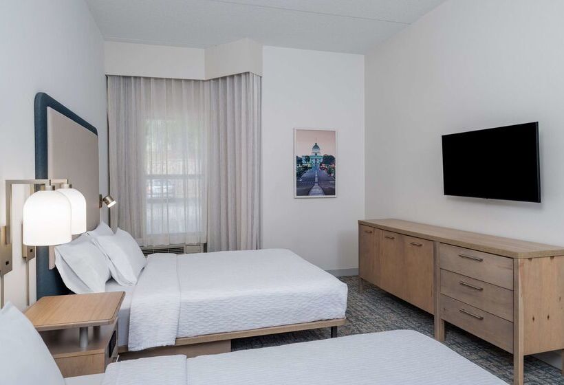 هتل Homewood Suites By Hilton Montgomery