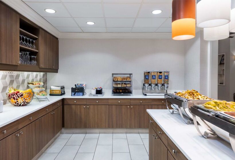 Отель Homewood Suites By Hilton Montgomery