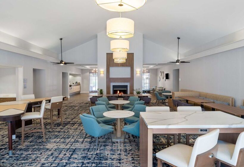 هتل Homewood Suites By Hilton Montgomery