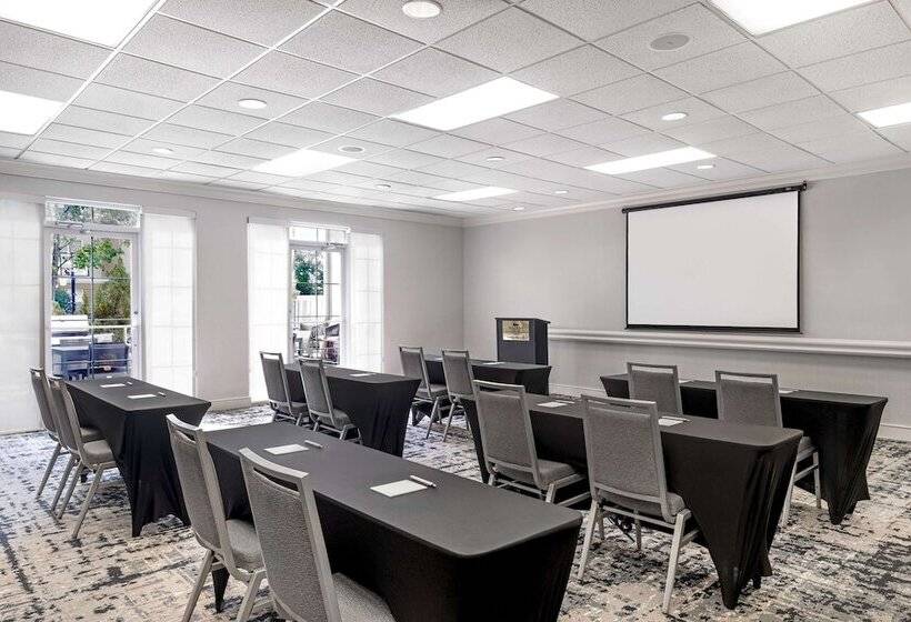 Отель Homewood Suites By Hilton Montgomery