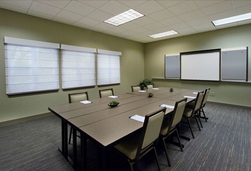 Отель Homewood Suites By Hilton Newark Fremont