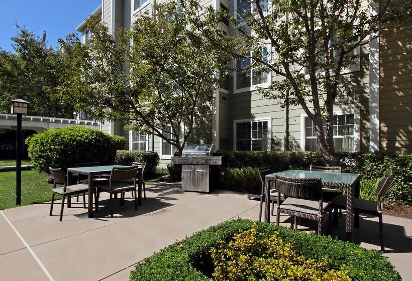 Отель Homewood Suites By Hilton Newark Fremont