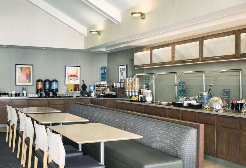 Отель Homewood Suites By Hilton Newark Fremont