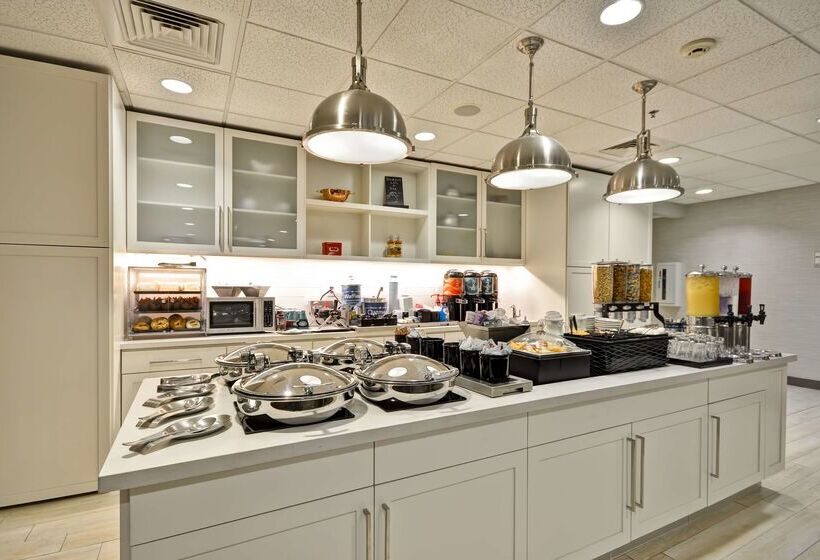 فندق Homewood Suites By Hilton Oakland Waterfront