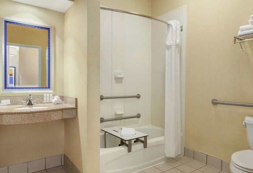 فندق Homewood Suites By Hilton Oakland Waterfront