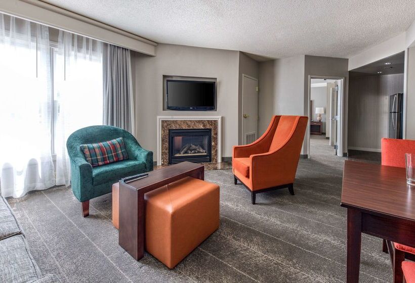 فندق Homewood Suites By Hilton Olmsted Village