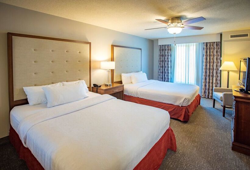 فندق Pensacola Suites