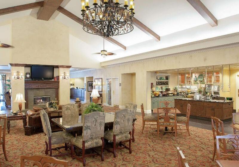 فندق Pensacola Suites