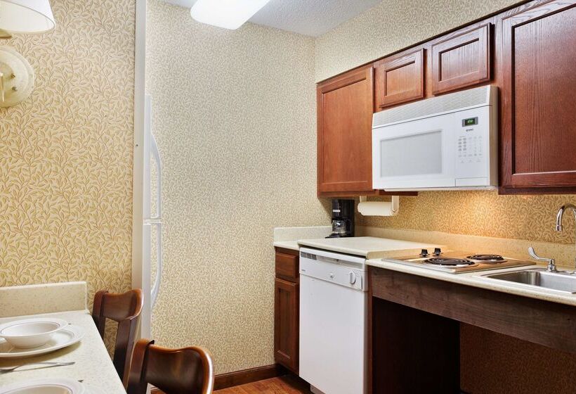 호텔 Homewood Suites By Hilton Richmond  Airport