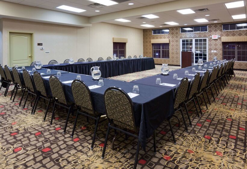 هتل Homewood Suites By Hilton Sioux Falls