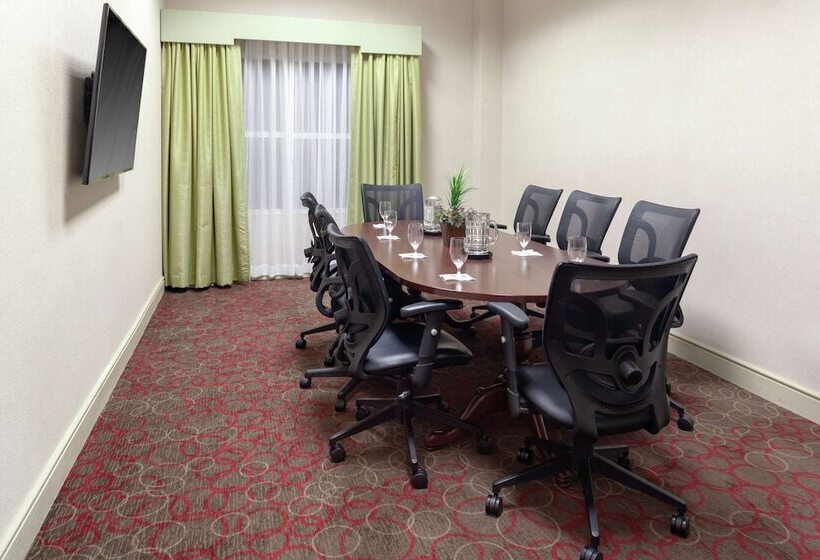 בית מלון כפרי Homewood Suites By Hilton Tallahassee