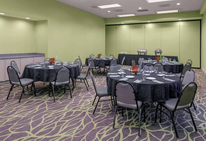 בית מלון כפרי Homewood Suites By Hilton Tallahassee