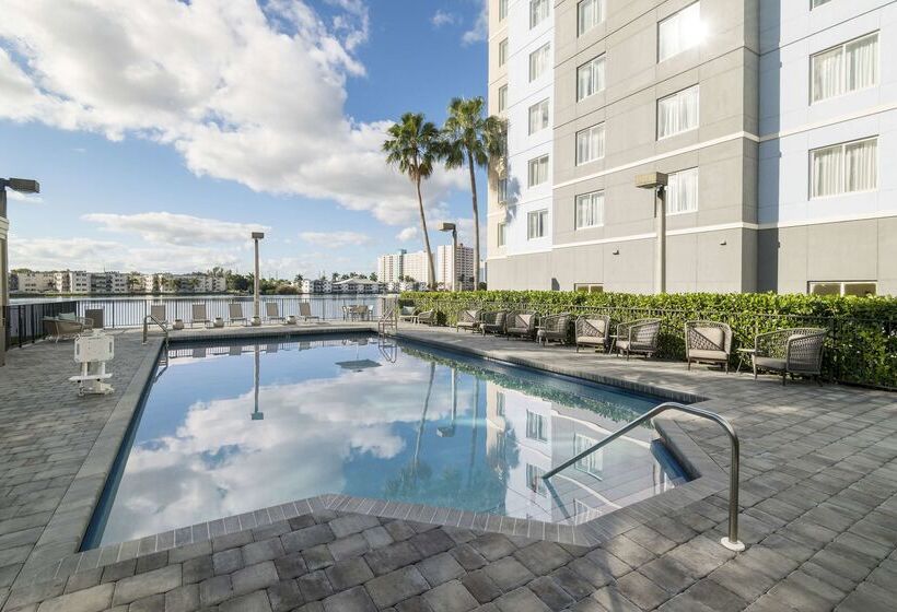호텔 Homewood Suites By Hilton Miami Airport/blue Lagoon