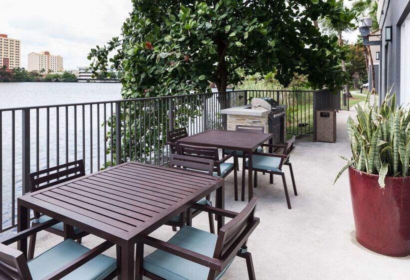 호텔 Homewood Suites By Hilton Miami Airport/blue Lagoon