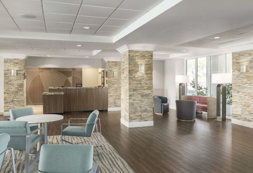 호텔 Homewood Suites By Hilton Miami Airport/blue Lagoon