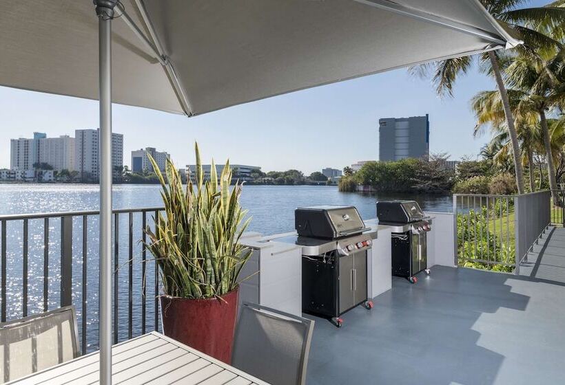 호텔 Homewood Suites By Hilton Miami Airport/blue Lagoon