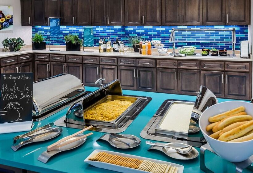 فندق Homewood Suites By Hilton Orlando Nearest Universal Studios