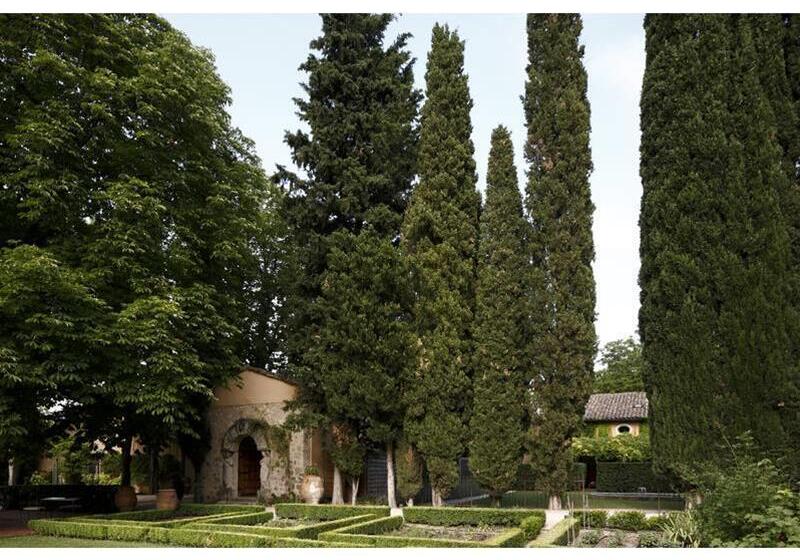 Отель Hostellerie De L Abbaye De La Celle   Teritoria
