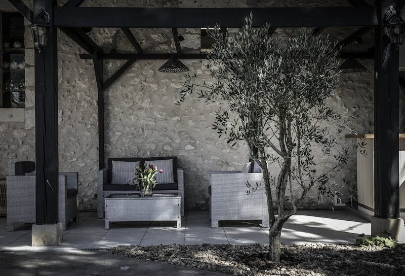 فندق Hostellerie Les Griffons