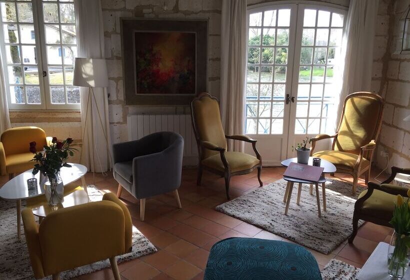 فندق Hostellerie Les Griffons