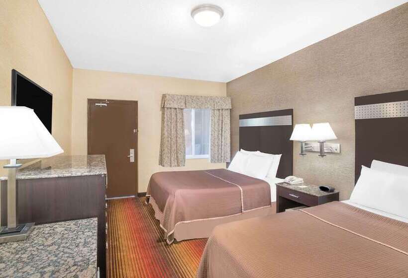 فندق Howard Johnson By Wyndham North Bergen