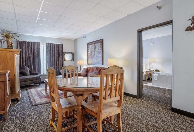 هتل Elevation Inn & Suites, Trademark Collection By Wyndham