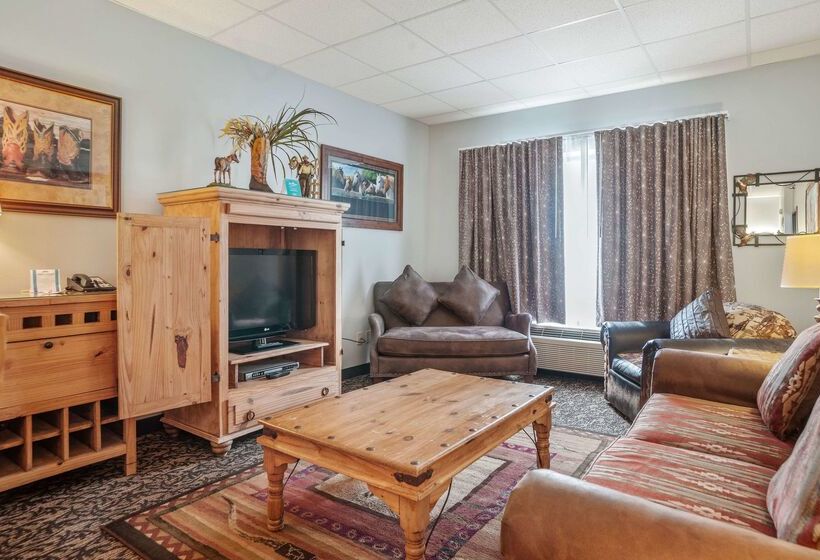 בית מלון כפרי Elevation Inn & Suites, Trademark Collection By Wyndham