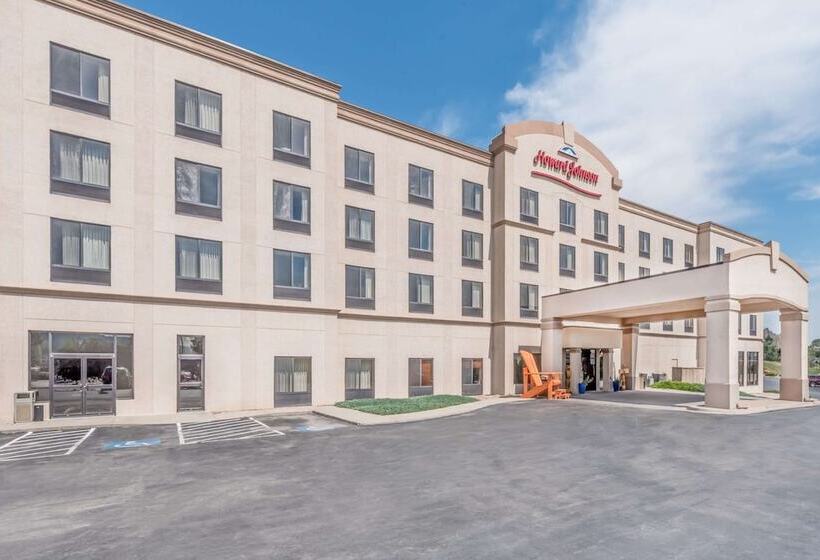 בית מלון כפרי Elevation Inn & Suites, Trademark Collection By Wyndham