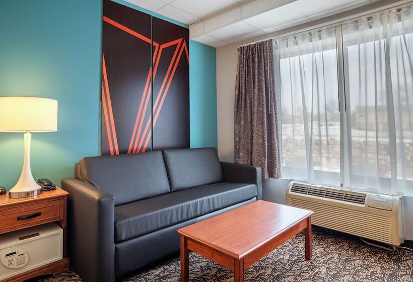 هتل Elevation Inn & Suites, Trademark Collection By Wyndham