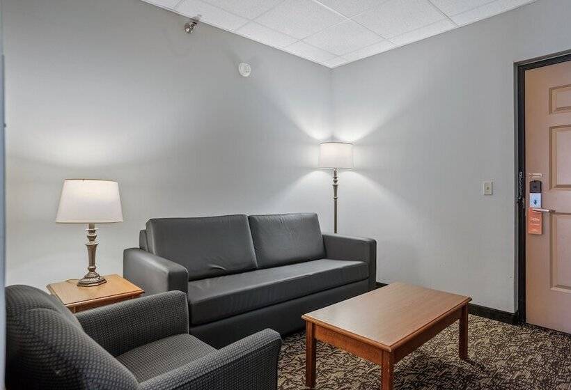 هتل Elevation Inn & Suites, Trademark Collection By Wyndham