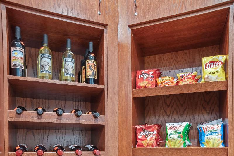 هتل Elevation Inn & Suites, Trademark Collection By Wyndham