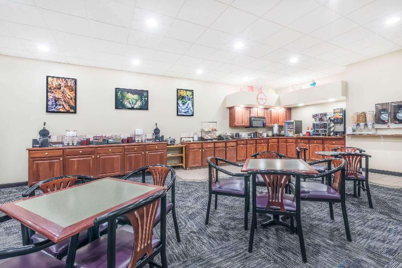 בית מלון כפרי Elevation Inn & Suites, Trademark Collection By Wyndham