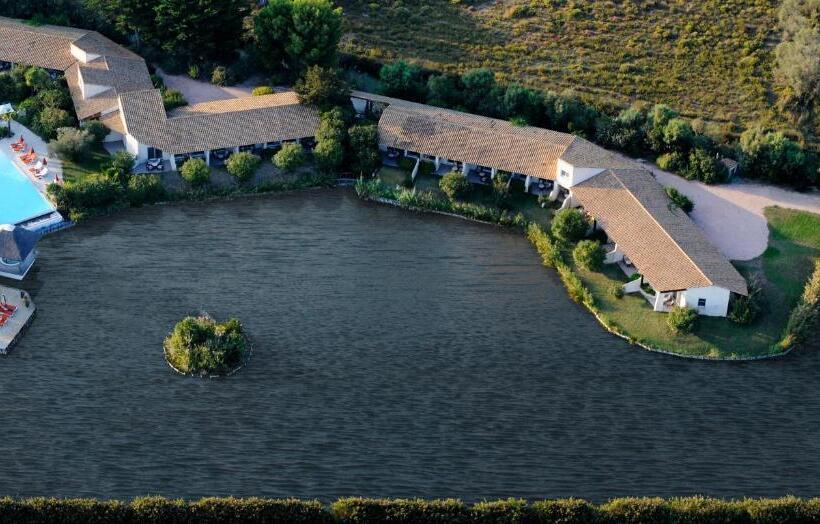 ホテル Hôtel L  Estelle En Camargue