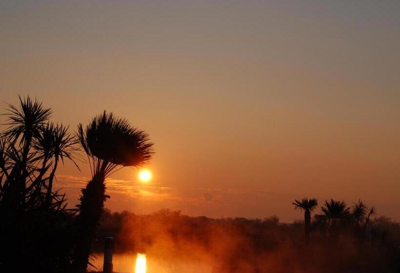 ホテル Hôtel L  Estelle En Camargue