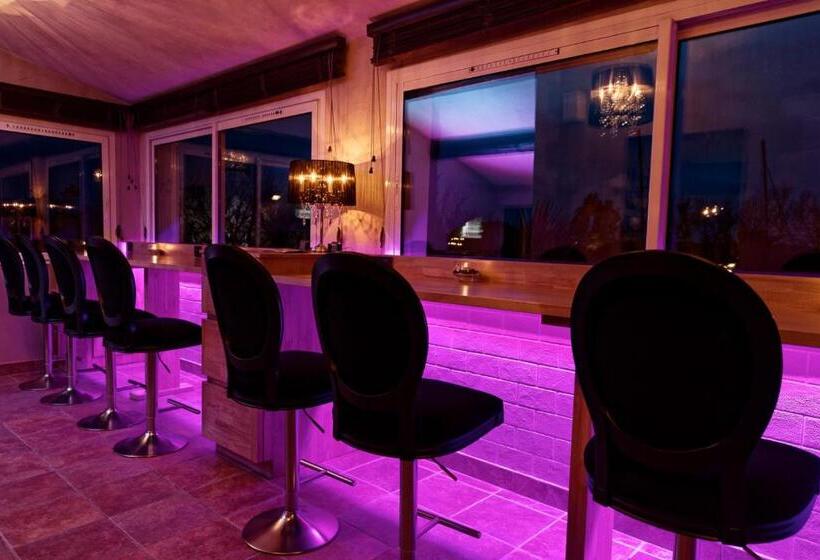 ホテル Hôtel L  Estelle En Camargue