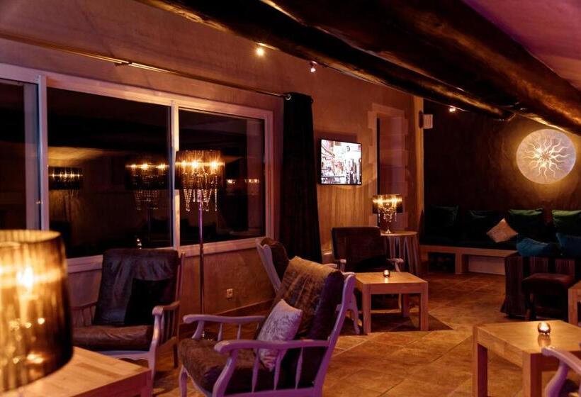 ホテル Hôtel L  Estelle En Camargue