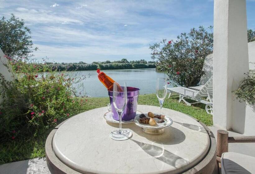 ホテル Hôtel L  Estelle En Camargue