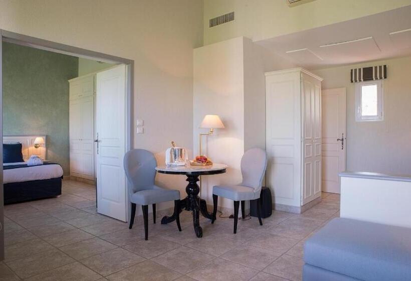 ホテル Hôtel L  Estelle En Camargue