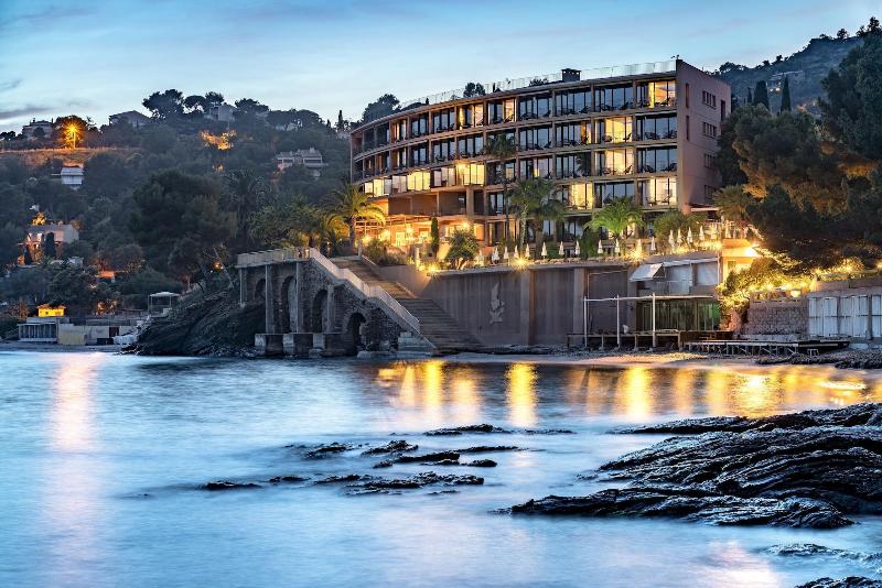 호텔 Hôtel Le Bailli De Suffren