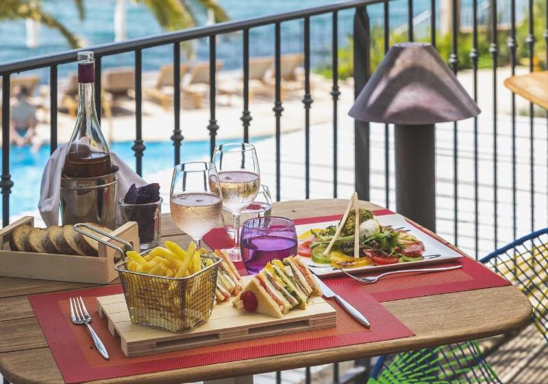 호텔 Hôtel Le Bailli De Suffren