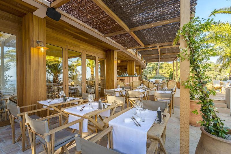 호텔 Hôtel Le Bailli De Suffren