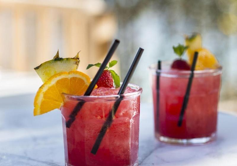 호텔 Hôtel Le Bailli De Suffren