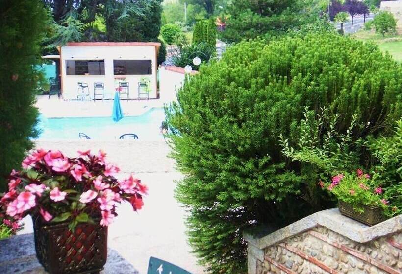 فندق Hôtel Le Mas Fleuri