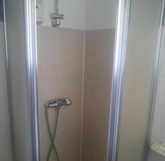 فندق Hôtel Le Mas Fleuri