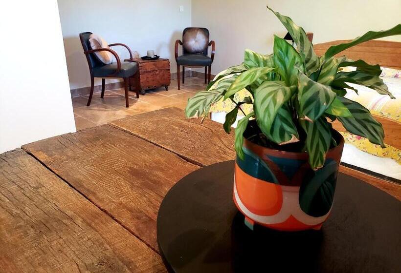 ホテル La Bastide De Moustiers