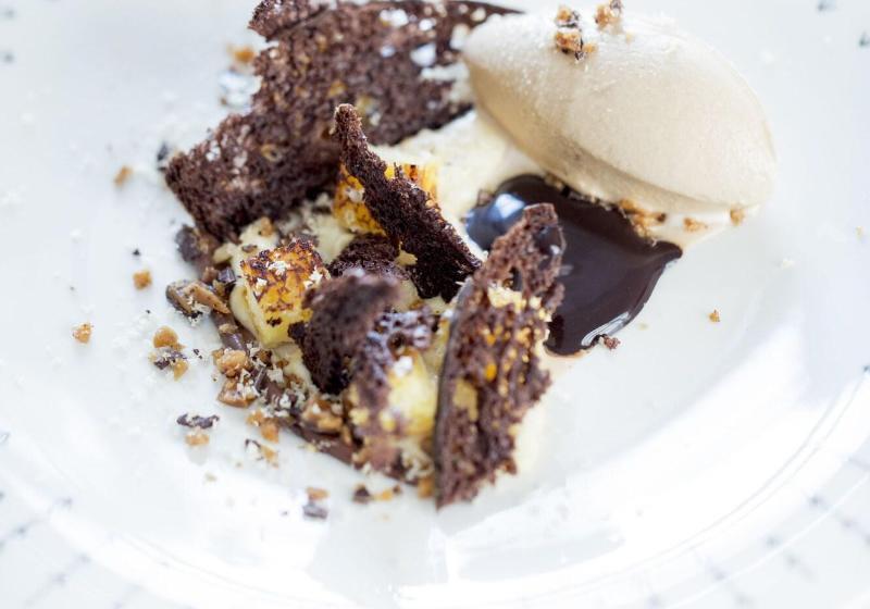 ホテル La Bastide De Moustiers