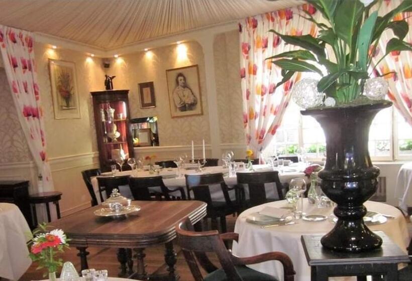 ホテル La Cognette A 25 Kilomètres De Châteauroux Et 30 Kilomètres De Bourges