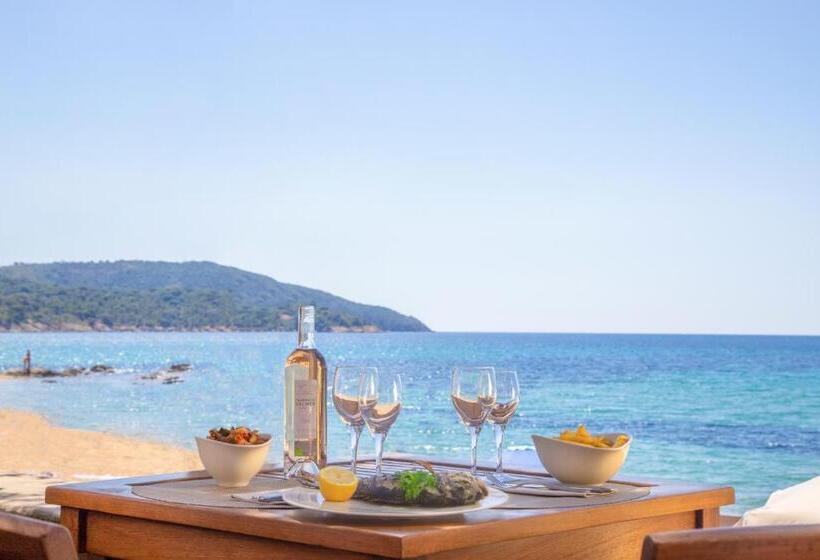 בית מלון כפרי La Pinède Plage