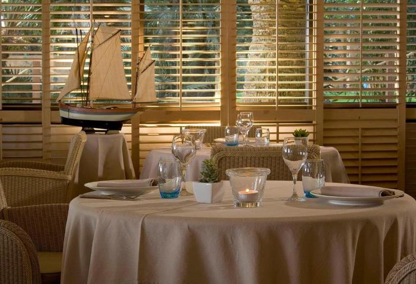 فندق La Pinède Plage